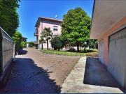 Villetta bifamiliare in vendita di 389 m² in Via Roma