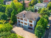 Villetta bifamiliare in vendita di 390 m² in Via...