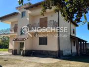 Villetta bifamiliare in vendita di 398 m² in Via Irno, 20