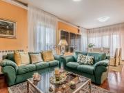 Villetta bifamiliare in vendita di 400 m² in Via Collemeso