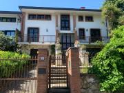 Villetta bifamiliare in vendita di 400 m² in Via...