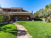 Villetta bifamiliare in vendita di 400 m² in Via Tito Livio