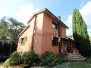 Villetta bifamiliare in vendita di 410 m² in Strada del...