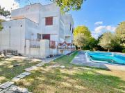 Villetta bifamiliare in vendita di 420 m² in Strada...