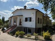 Villetta bifamiliare in vendita di 420 m² in Via...