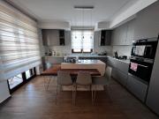 Villetta bifamiliare in vendita di 420 m² in Via Sciarpa...