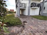 Villetta bifamiliare in vendita di 430 m² in Via Gobbi