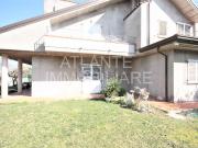 Villetta bifamiliare in vendita di 430 m² in Via Niccolò...