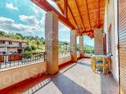 Villetta bifamiliare in vendita di 440 m² in Via Cà di...