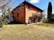 Villetta bifamiliare in vendita di 443 m² in Via...