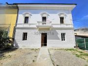 Villetta bifamiliare in vendita di 447 m²