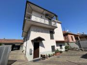 Villetta bifamiliare in vendita di 450 m² in Via Ceresio