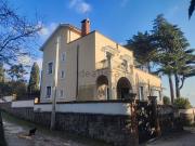 Villetta bifamiliare in vendita di 450 m² in Via SS7, 255