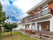 Villetta bifamiliare in vendita di 455 m² in Via Trento, 15