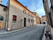 Villetta bifamiliare in vendita di 460 m² in Via Giuoco...