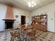 Villetta bifamiliare in vendita di 475 m² in Via...