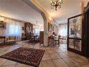 Villetta bifamiliare in vendita di 486 m² in Strada Contrada