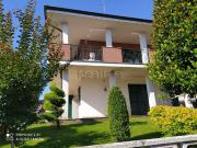 Villetta bifamiliare in vendita di 490 m² in Via...