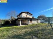 Villetta bifamiliare in vendita di 500 m² in Via Carlo...