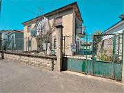 Villetta bifamiliare in vendita di 50 m² in Via Folletta
