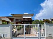 Villetta bifamiliare in vendita di 550 m²