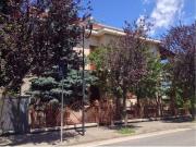 Villetta bifamiliare in vendita di 560 m² in Via Ottavio...
