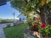 Villetta bifamiliare in vendita di 583 m² in Via...