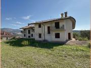 Villetta bifamiliare in vendita di 600 m² in Via Fornello