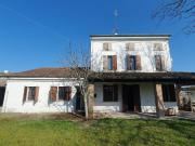 Villetta bifamiliare in vendita di 625 m² in Via Libertà