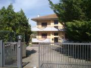 Villetta bifamiliare in vendita di 675 m² in Contrada...