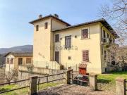 Villetta bifamiliare in vendita di 700 m² in Via del Bombone