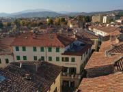 Villetta bifamiliare in vendita di 735 m² in Via Luca...
