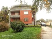 Villetta bifamiliare in vendita di 750 m² in Via Chiappè, 42