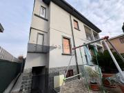 Villetta bifamiliare in vendita di 80 m² in Via Orobia, 8