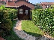 Villetta bifamiliare in vendita di 85 m² in Via Raiatea