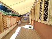 Villetta bifamiliare in vendita di 90 m² in Via Aurelia, 440