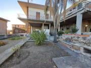 Villetta indipendente in affitto di 179 m² in Via Duca...