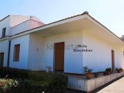 Villetta indipendente in affitto di 230 m² in Via Calabria
