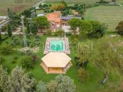 Villetta indipendente in vendita di 1025 m² in Via Firenze