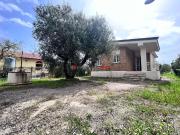 Villetta indipendente in vendita di 102 m² in Via Salice...