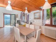 Villetta indipendente in vendita di 110 m² in Via Valle...