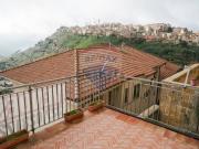 Villetta indipendente in vendita di 115 m² in Via Fazzi, 21