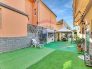 Villetta indipendente in vendita di 120 m² in Via Monte...