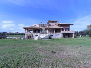 Villetta indipendente in vendita di 1212 m² in Via Per...