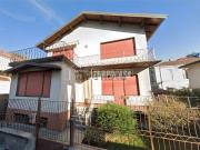 Villetta bifamiliare in vendita di 128 m² in Via G....