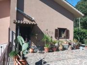 Villetta indipendente in vendita di 140 m² in Via Parigi, 19