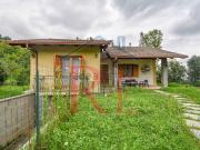 Villetta indipendente in vendita di 130 m² in Via Comba...
