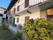 Villetta indipendente in vendita di 140 m² in Via cucciago
