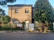 Villetta indipendente in vendita di 140 m² in Via Mario...