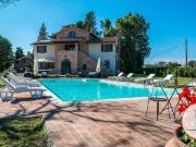 Villetta indipendente in vendita di 1451 m²